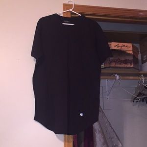 ♋️ Several New scalloped fit mens L tshirt black